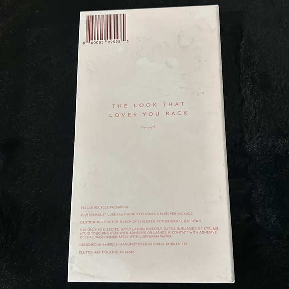 Flutter Habit Lashes - Picture 4 of 5